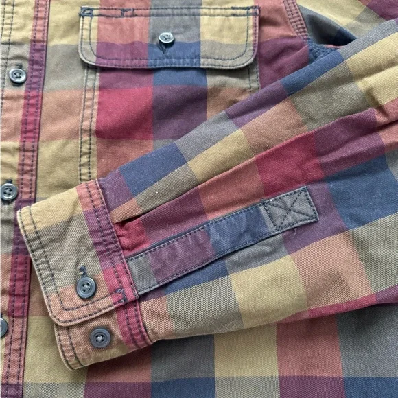 Men's Plaid Thick fully lined Red, Blue, Brown Checkered Utility Chore Jacket M - Picture 7 of 11